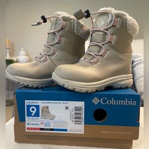 Columbia Kids' Moritza Boots - Beige and Pink